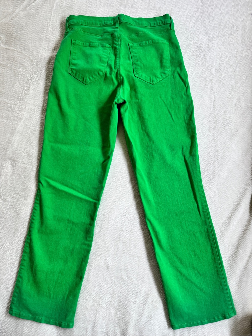 L'AGENCE Alexia High-Rise Straight Leg Jeans in Grass Green Size 28 - Picture 3 of 7